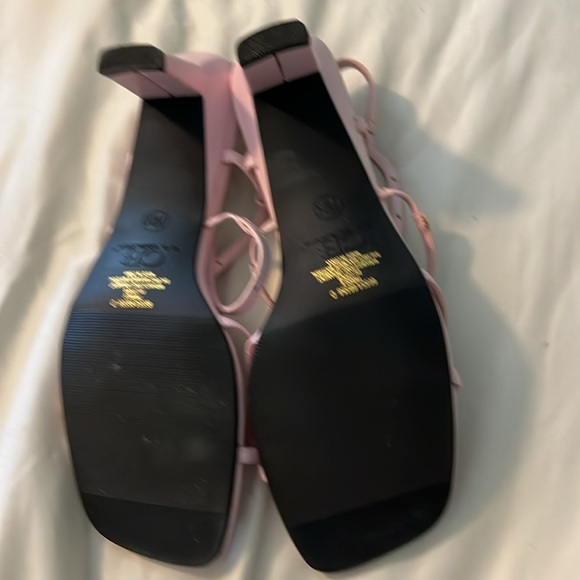 C.B. Collections sandals. - Picture 5 of 8